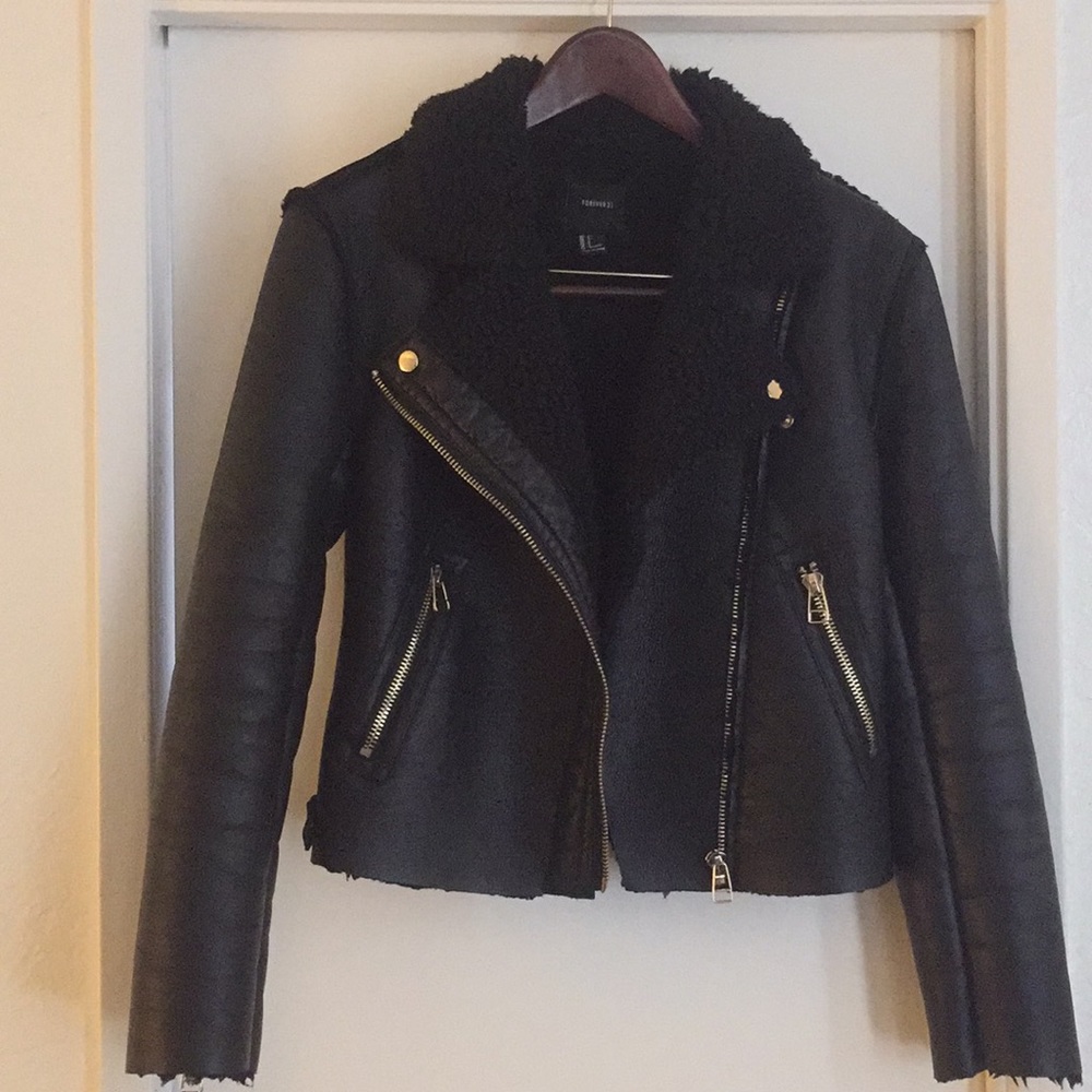 Super cute Fleece lined moto jacket